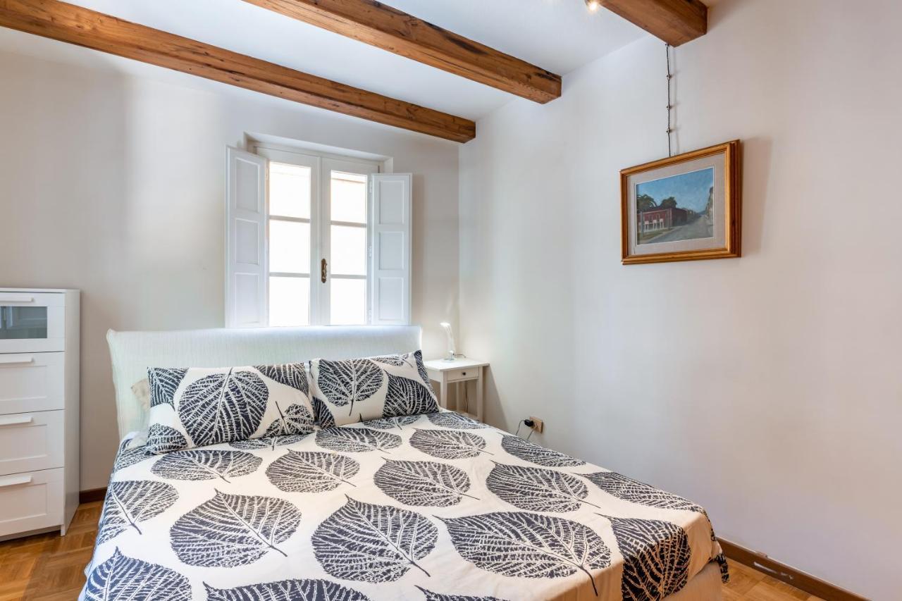 Piazza Napoleone Lovely Central Apartment Lucca Exterior photo